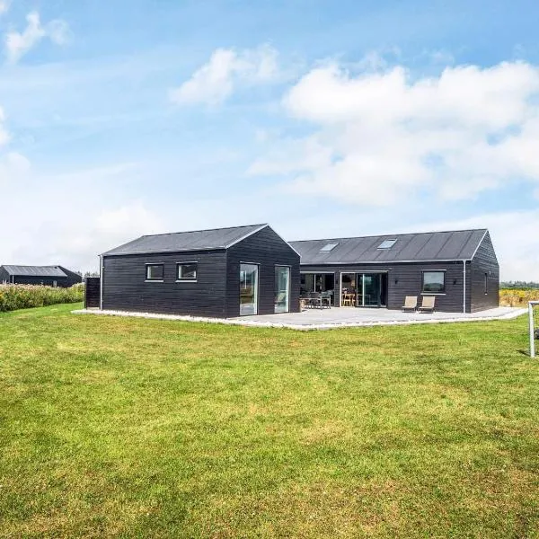 5 star holiday home in Løkken-By Traum, hotelli kohteessa Løkken