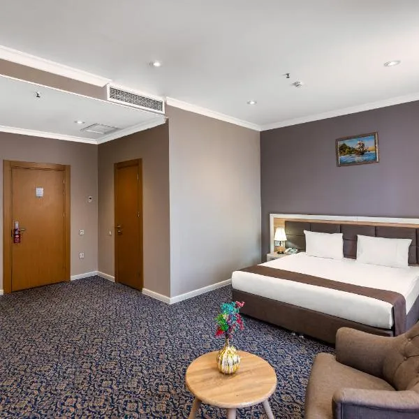 Metro City Hotel, khách sạn ở Baku