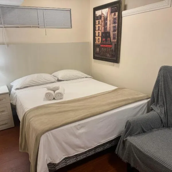 Dunbar Guest Home close downtown Vancouver, UBC and store, hotel in Vancouver