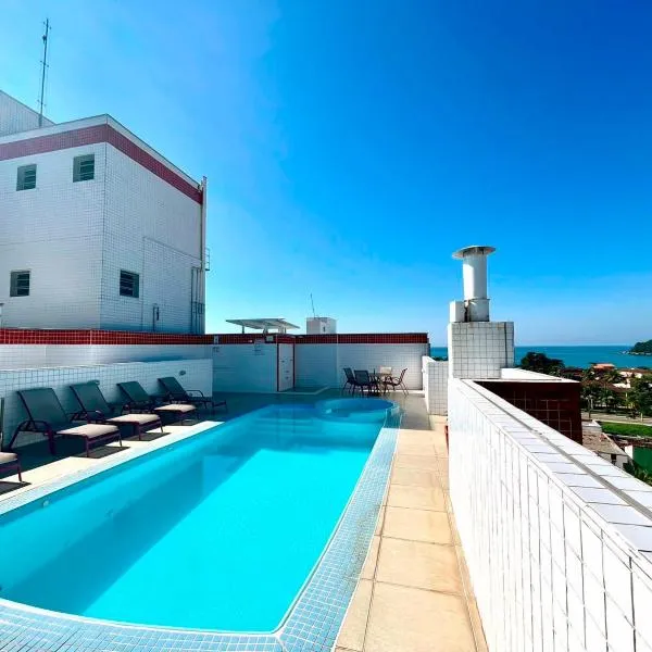Apartamento em Ubatuba! A 100m da praia das Toninhas!, hotel in Ubatuba