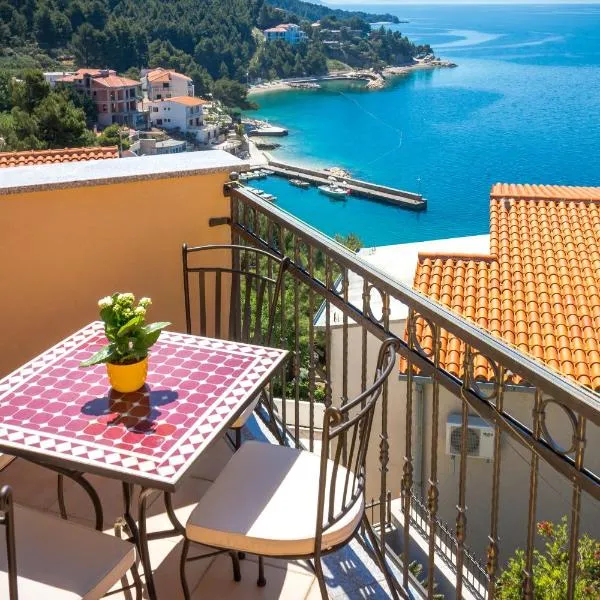 Guest House Davor Tomas, hotel en Brela