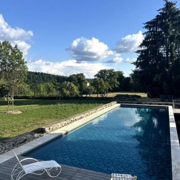 Gîte Eugène Süe - cuisine fermée, hotel in Magny