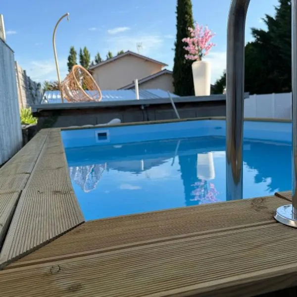 Maisonnette avec Jardin, Piscine, Netflix, hôtel à Vichy