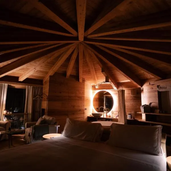 Au Charmant Petit Lac - Ecohotel Parc & Spa, ξενοδοχείο σε Champoluc