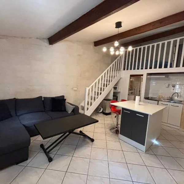 L'appartement du second étages, hotel in Tarascon