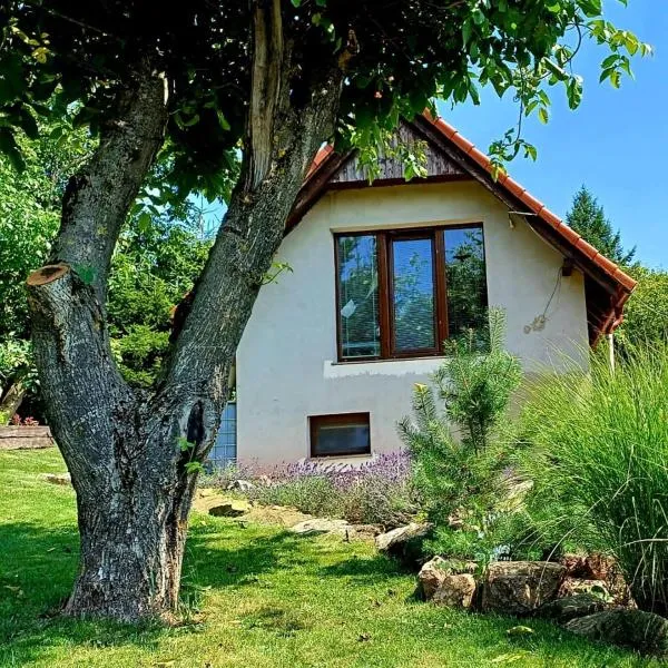 Pecka에 위치한 호텔 Domek v Arnoštově u Pecky