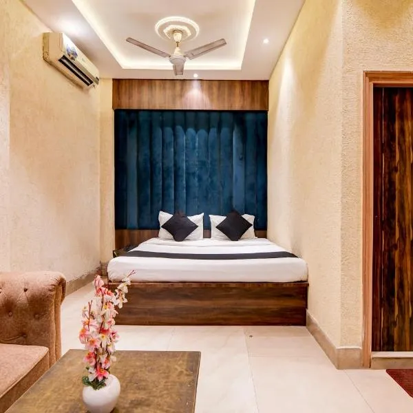 Brill Marina 10min From Sealdah Station, hotel in Kolkata