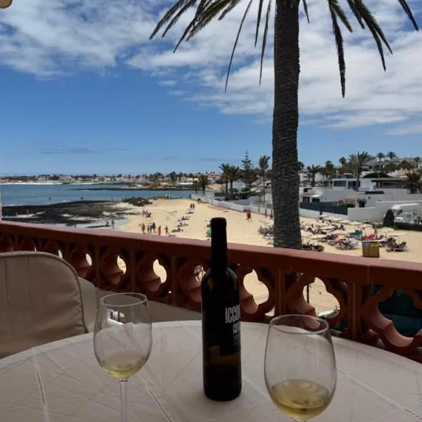 Apartment by the Sea at Goleta Beach, hotel en Corralejo