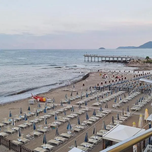 La Risacca, hotel in Pietra Ligure