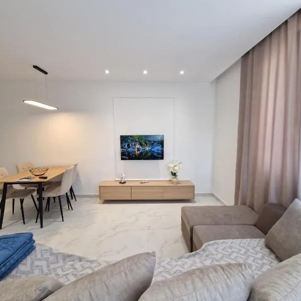 Joel Family Apartment's Golem Center, hotel v destinaci Golem