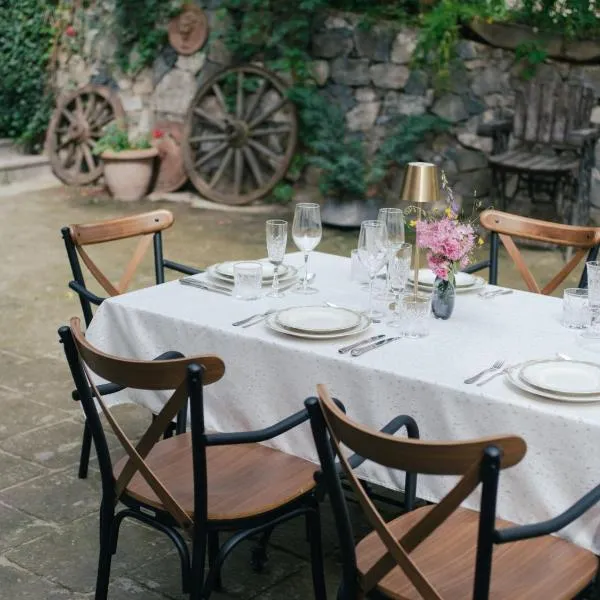 Daravand Restaurant & Guest House, hotel a Dilijan
