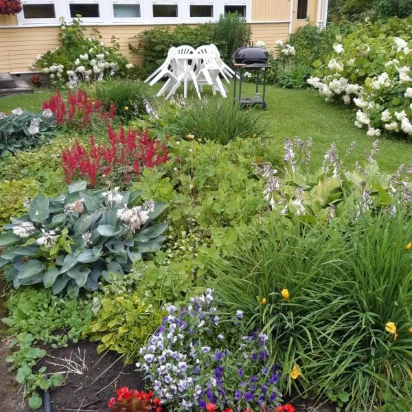 Aliise Garden Guesthause, hotel a Pärnu