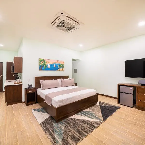 Bungalows Beachfront Hotel, hotel u gradu Punta Uva