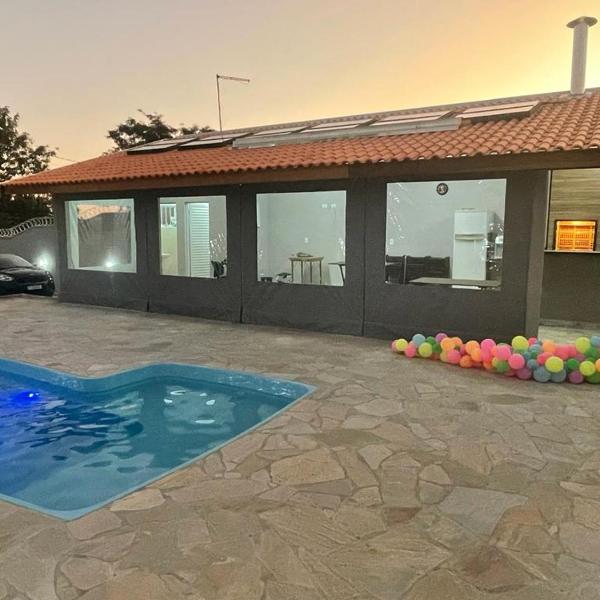 Edícula privativa com piscina climatizada no pé da serra - Foto 4
