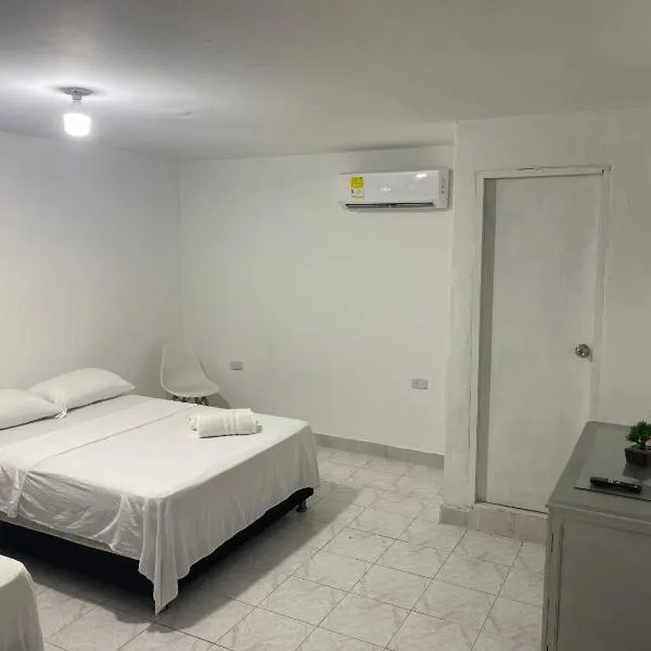 Habitaciones independientes cerca al aeropuerto 1, hotel v destinaci Cartagena