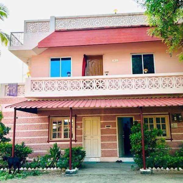 Sirvachur madhurakalli amman guest house, hotel v destinaci Perambalūr