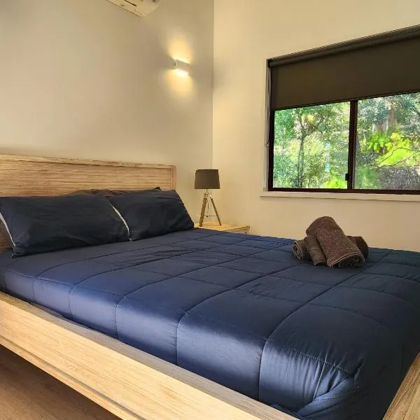 718 Cooloola Villa at Kingfisher Bay, K'gari Fraser Island, hotel in K'gari Island (Fraser Island)