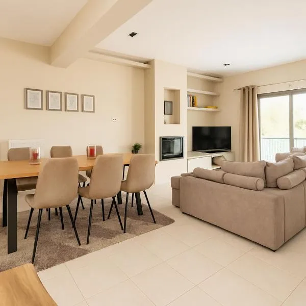 Andriana's 3-Bedroom Countryside Retreat, hotel in Pandokrátor