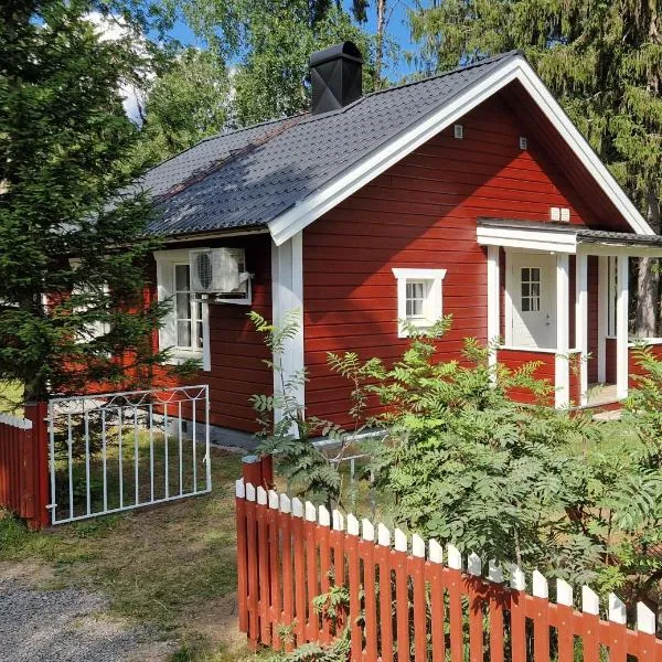 Traditional Logcabin, hotel in Arvidsjaur