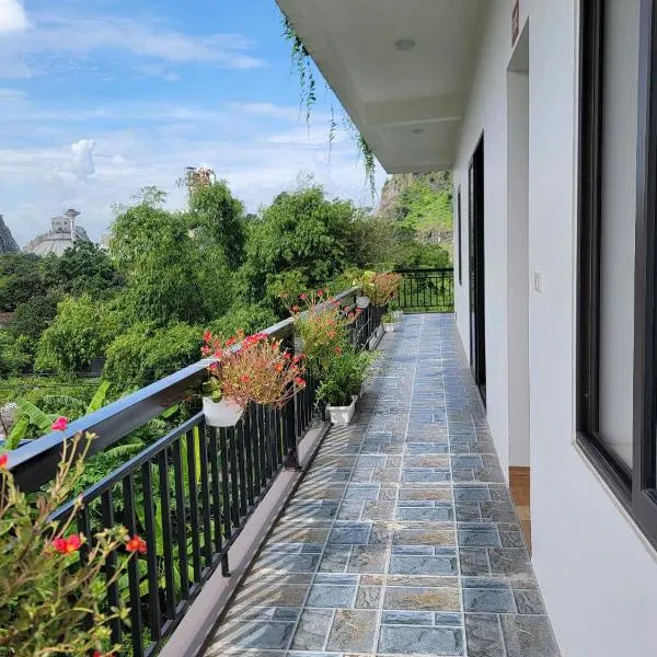 Tam Coc Gold Smile Homestay, hotel in Vũ Lâm