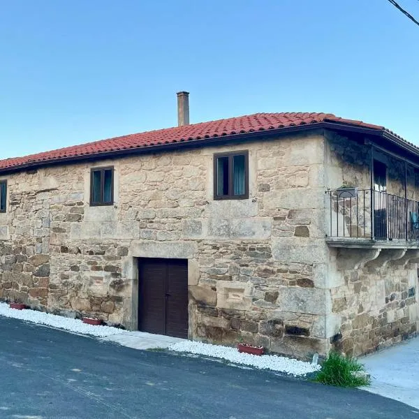 Casa Xulián, hotel v destinaci Monterroso