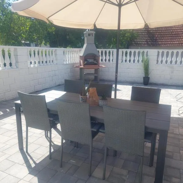 Apartman Danijela, hotel in Otočac