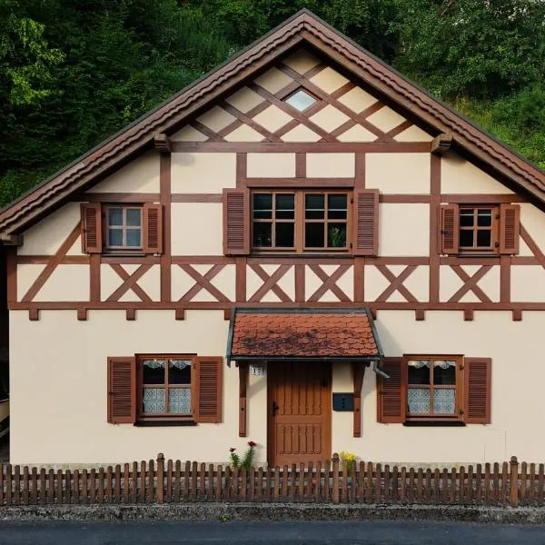Ferienhaus Das Finkennest, hotel in Waischenfeld