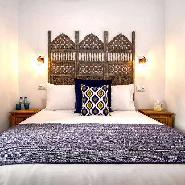 La Vieja Botica, khách sạn ở Canillas de Aceituno