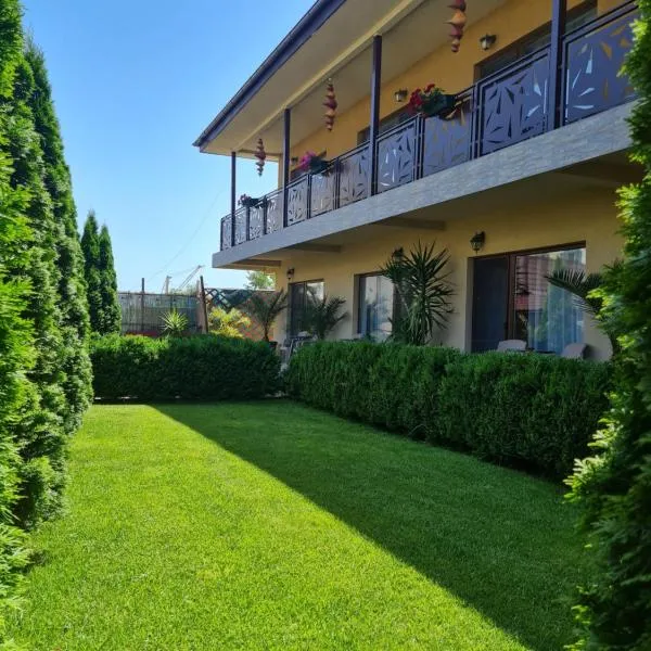 ingrid, hotel in Mangalia