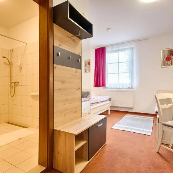 Penzion Šmolovy 238, hotel v destinaci Šmolovy