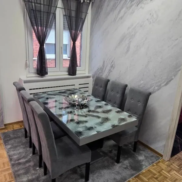 Lux Apartman Stojanović, hotel in Belgrade