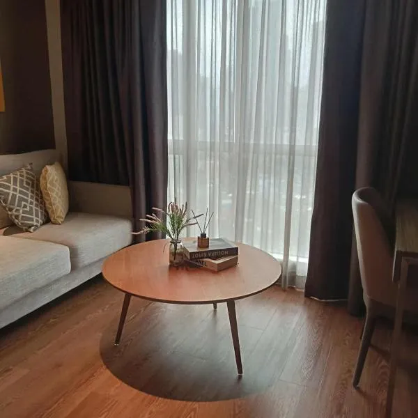 Novotel Acqua Residences by Jolly Luxe Suites, ξενοδοχείο στη Μανίλα