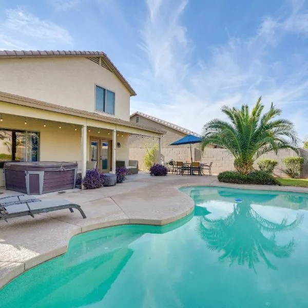 Pool and Hot Tub Spacious Phoenix-Area Escape, hotel in Avondale