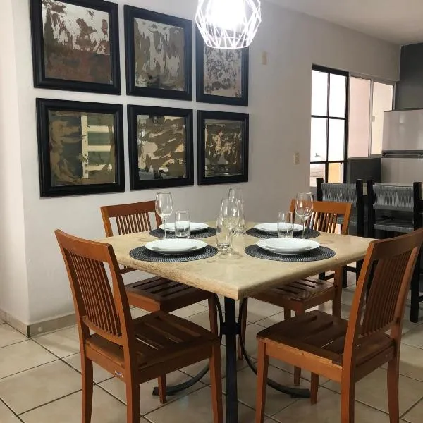 Acogedor apartamento minimalista Mai, ξενοδοχείο σε Puerto Vallarta