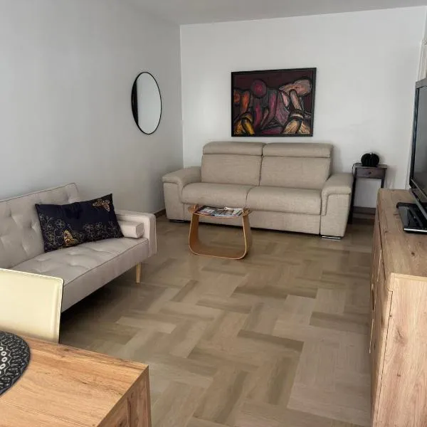 Le Nid Douillet du Carré d'OR, hotel v destinaci Antibes