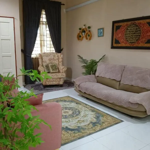 Homestay Noor Mak Lagam, hotel en Kampong Kemaman