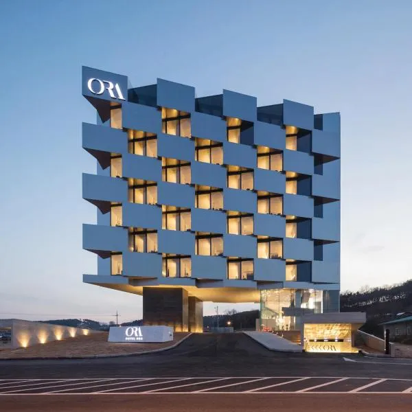 Hotel ORA Incheon, khách sạn ở Incheon