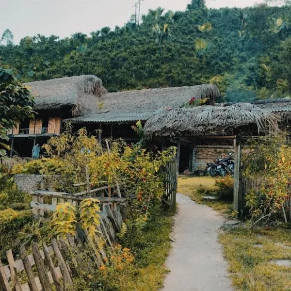 Bình Bản Liền Homestay - Vang A Binh, khách sạn ở Bắc Hà