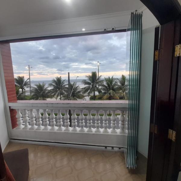 Apartamento beira mar - Praia Grande - Maracana