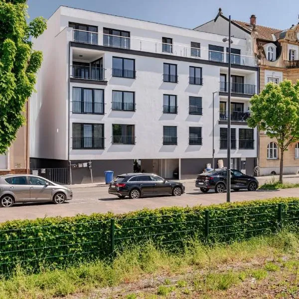 Apartment Verso - Stylish 3BR Suite Near Basel, hotel in Lörrach