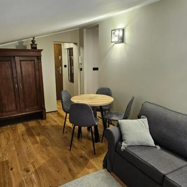 Apartament przy Poczcie, hotel in Koszalin