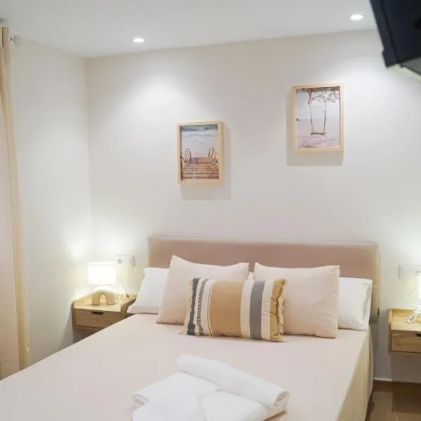 Alojamientos Dunas del Alba, hotel in Chipiona