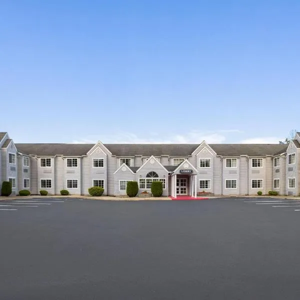 Microtel Inn by Wyndham - Albany Airport, hotel in Latham