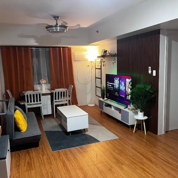 Family Haven Tagaytay - 6 Pax - Taal View - Full Kitchen - FAST Wi-Fi SERIN WEST CONDO, hotel v destinaci Tagaytay