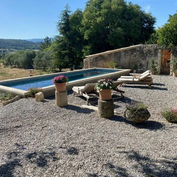 Le Domaine Saint Jean, hotel en Saint-Saturnin-lès-Apt
