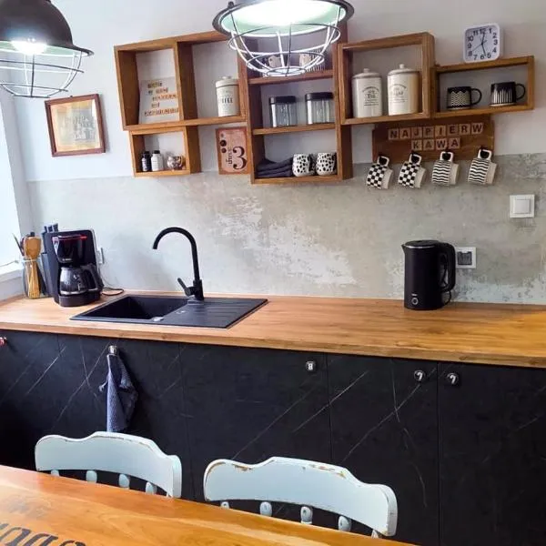 Apartament Antracytowe Wrota 2, hotel v destinaci Boguszów-Gorce