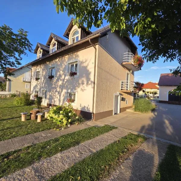 AGRO house LIKA, hotel in Gospić