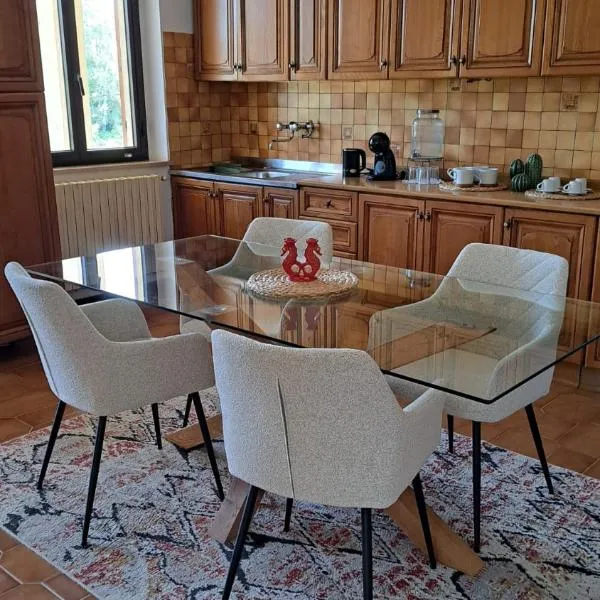 Villa Tiberina - Locazione Turistica、Porchianoのホテル