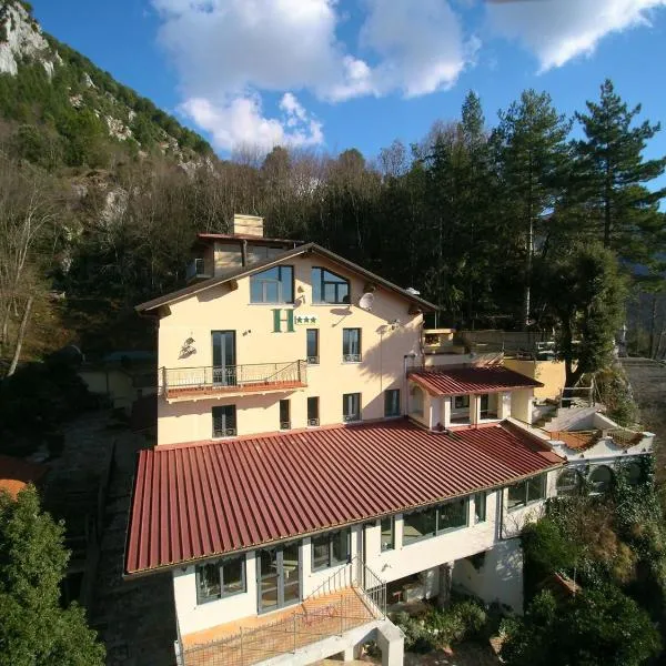 Il Cuore delle Apuane, hotel v destinaci Antona