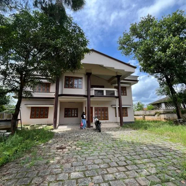 Dragster Homes Alwaye, Hotel in Aluva